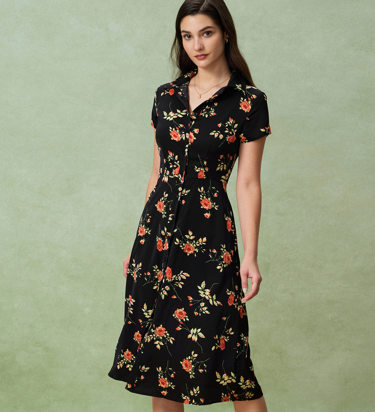 Glória - Vestido Midi Negro Floral
