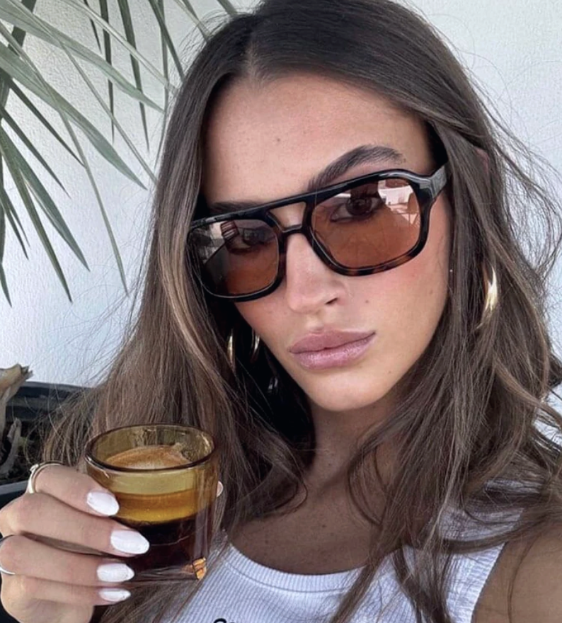 <p>Más de 10.000 clientes satisfechos con Nina Marbella ❤️</p>